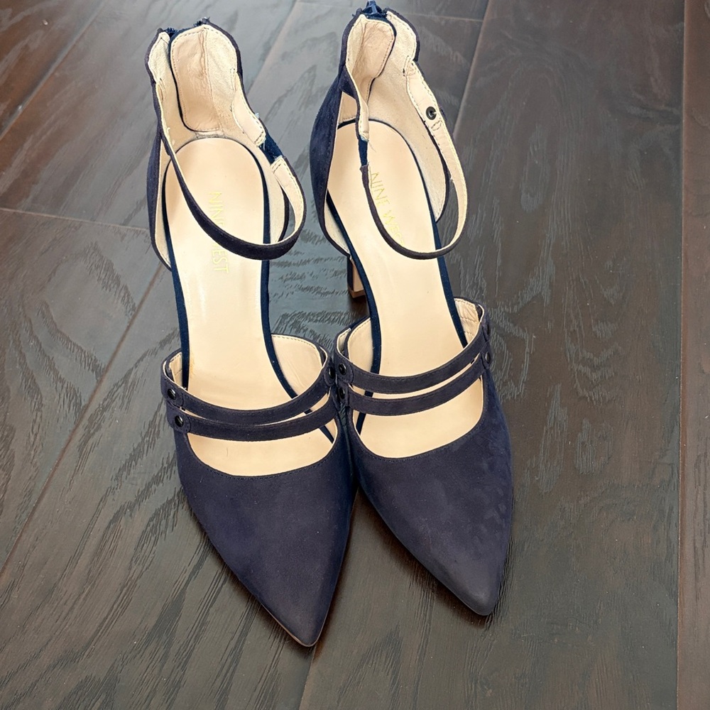 Nine West Tahiro Heels - Navy Blue Suede - Size 9